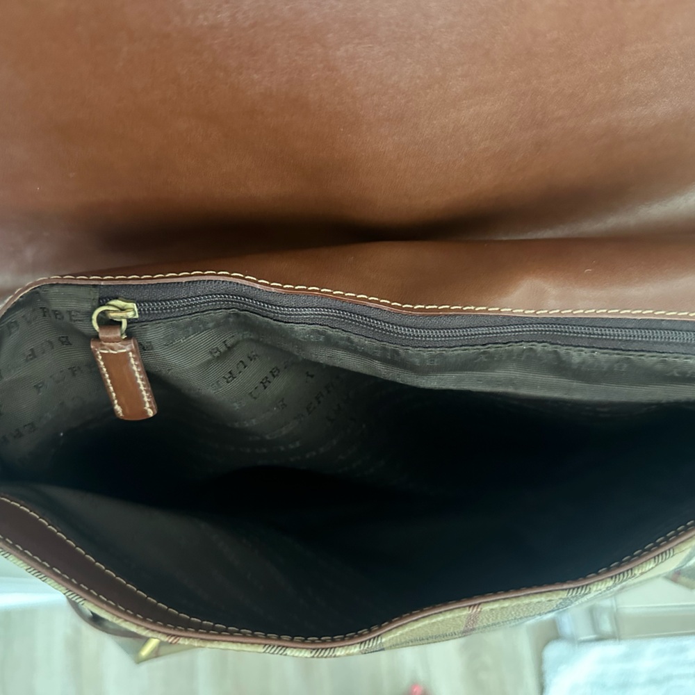 Vintage Burberry Messenger Bag - Picture 8 of 16